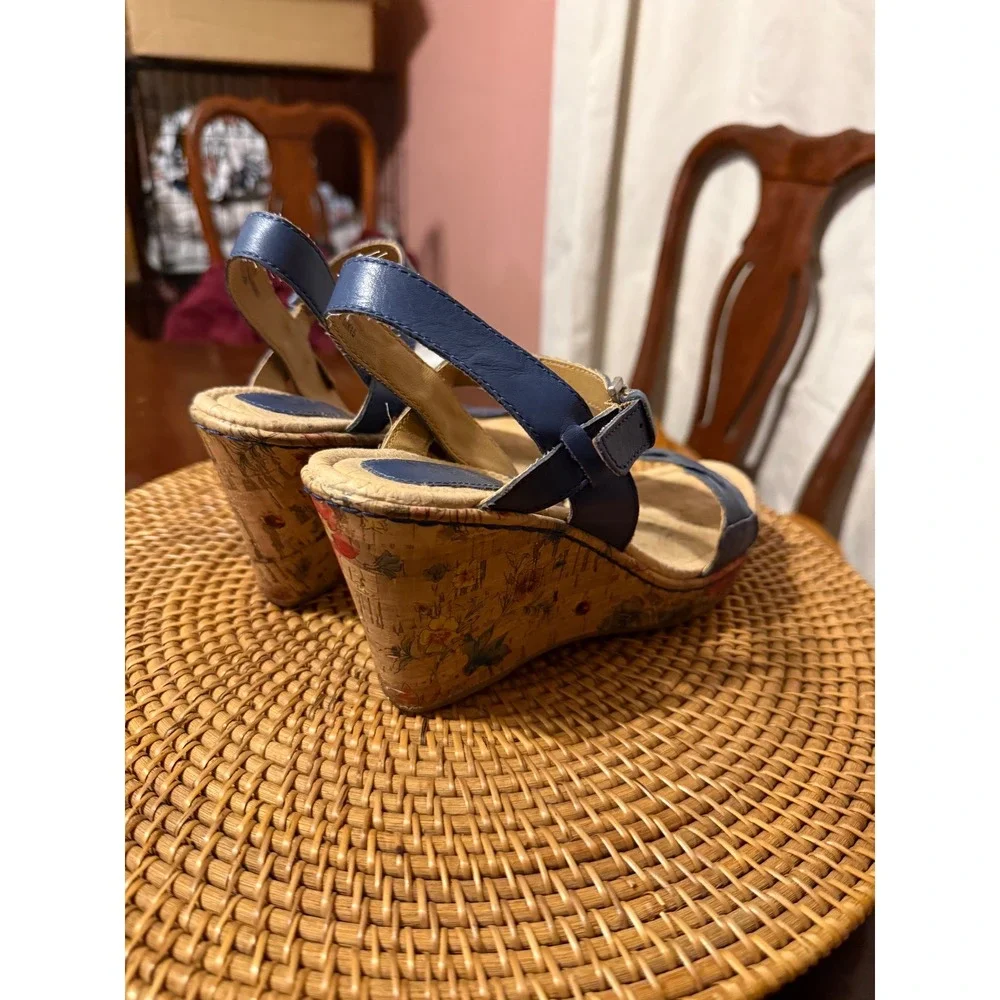 b.o.c. Born Concept Blue Leather Floral Cork Wedge Sandals Size 8M